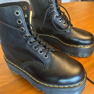 Dr Marten Jadon Platform Boots